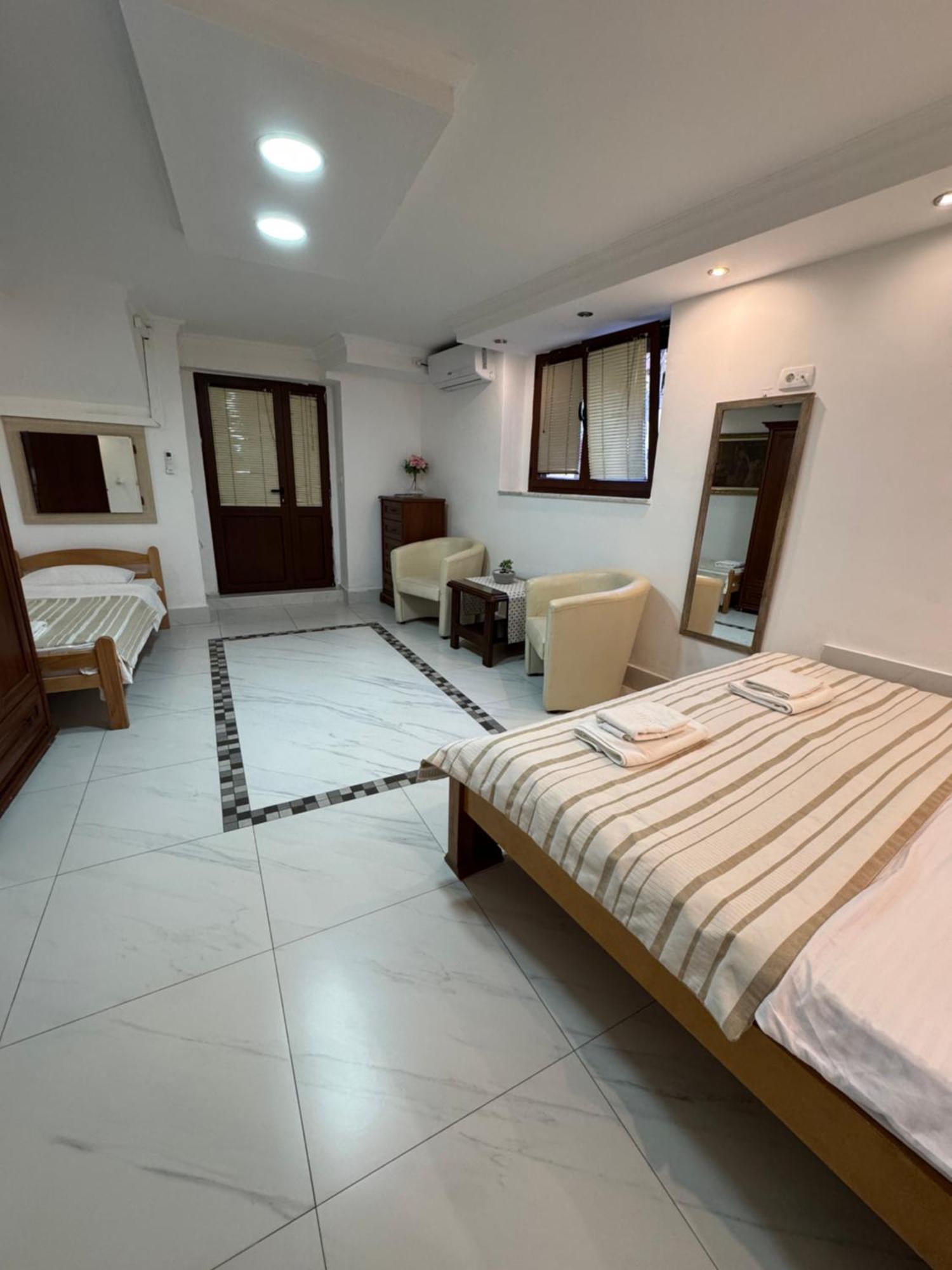 Vita Mundo Hotel Kotor Dış mekan fotoğraf