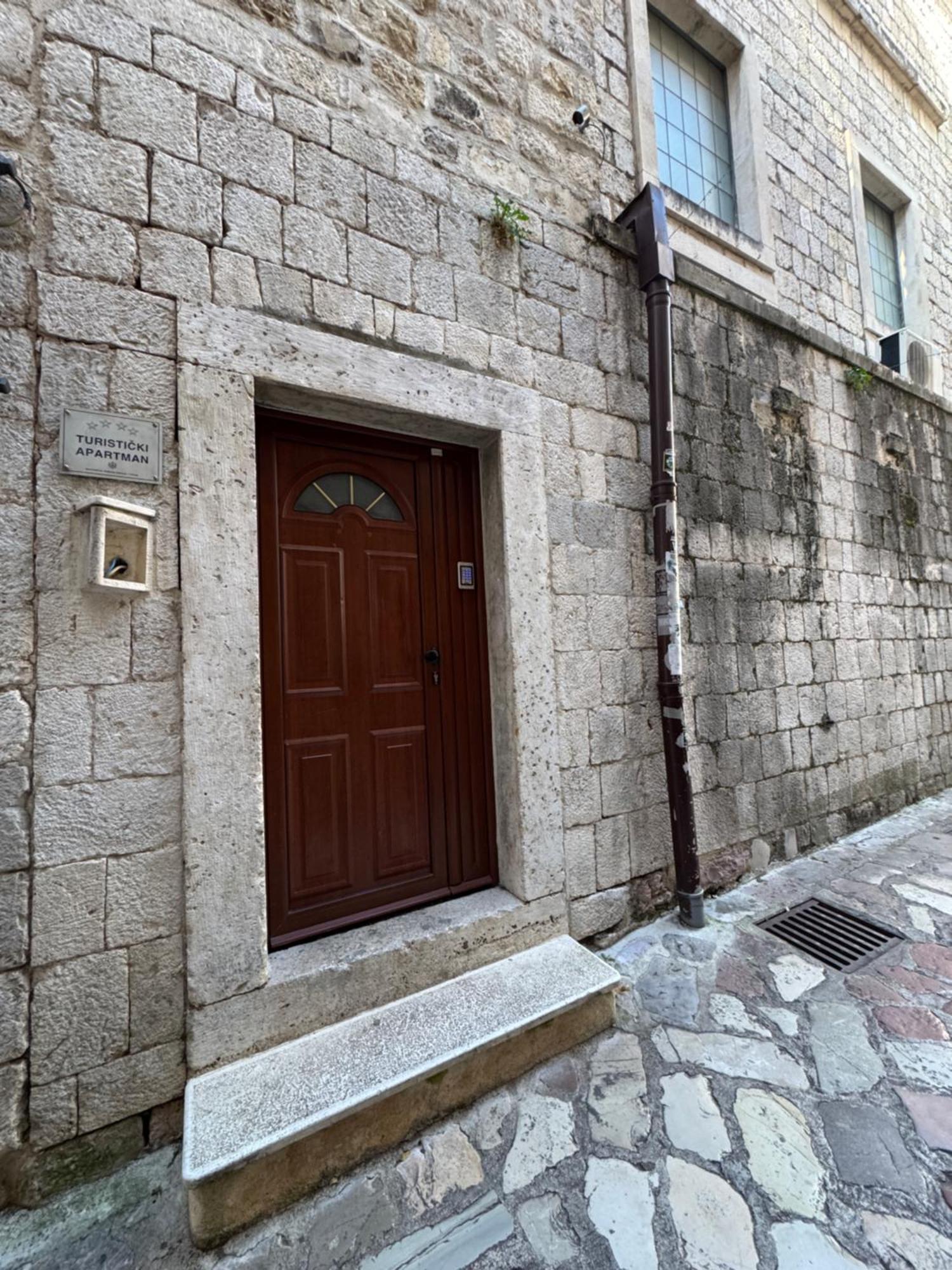 Vita Mundo Hotel Kotor Dış mekan fotoğraf