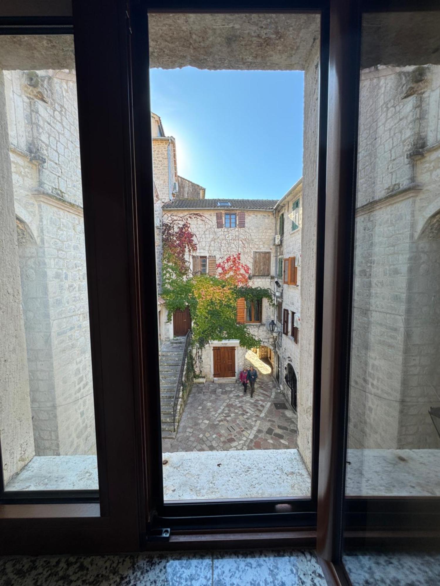Vita Mundo Hotel Kotor Dış mekan fotoğraf