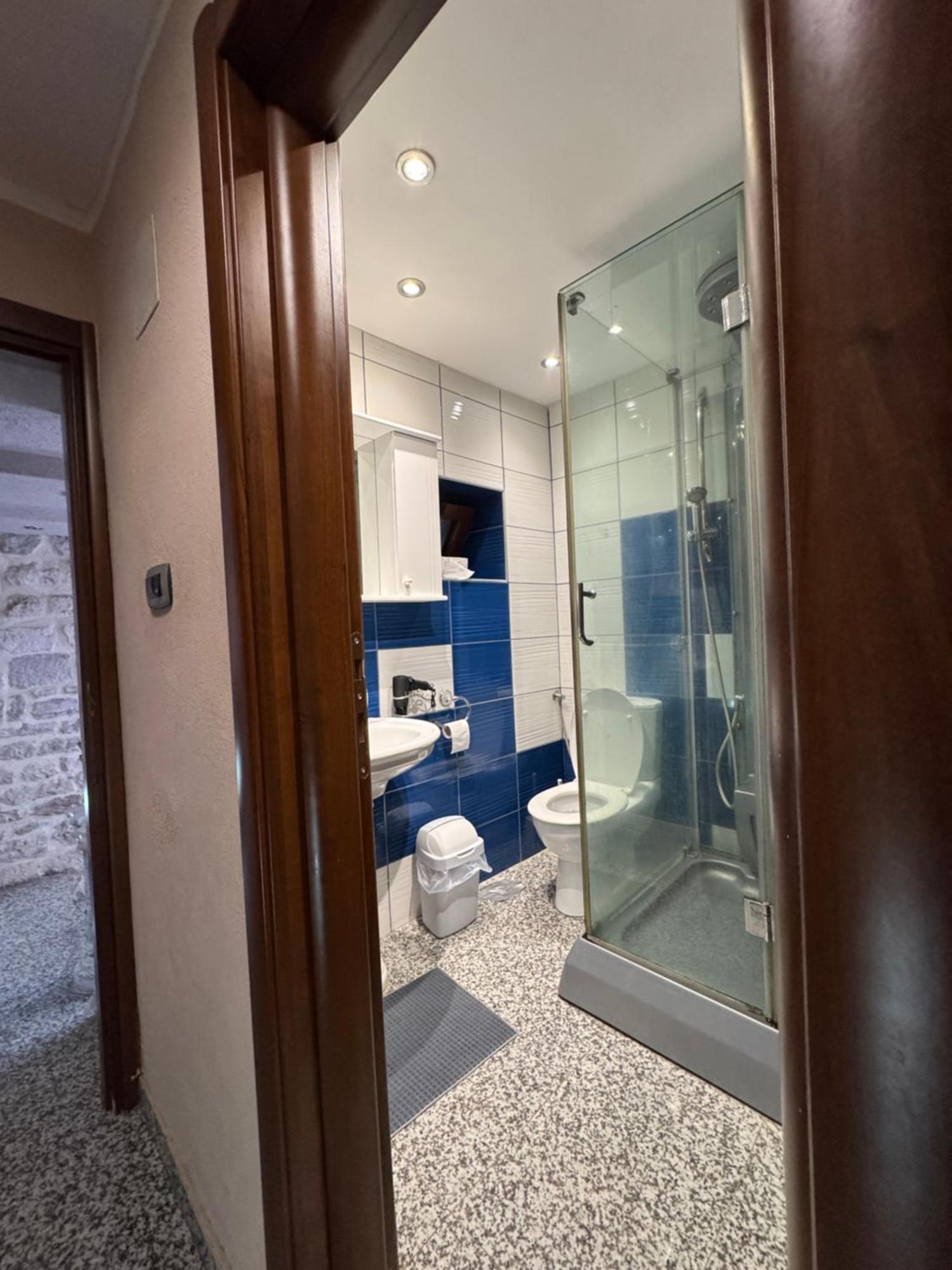 Vita Mundo Hotel Kotor Dış mekan fotoğraf